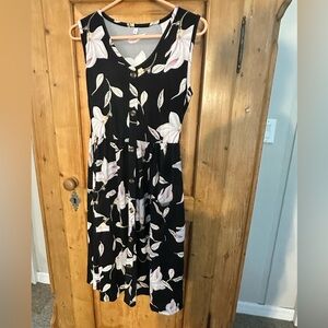 Black Sleeveless Floral Dress Size Small Cottagecore Feminine Floral